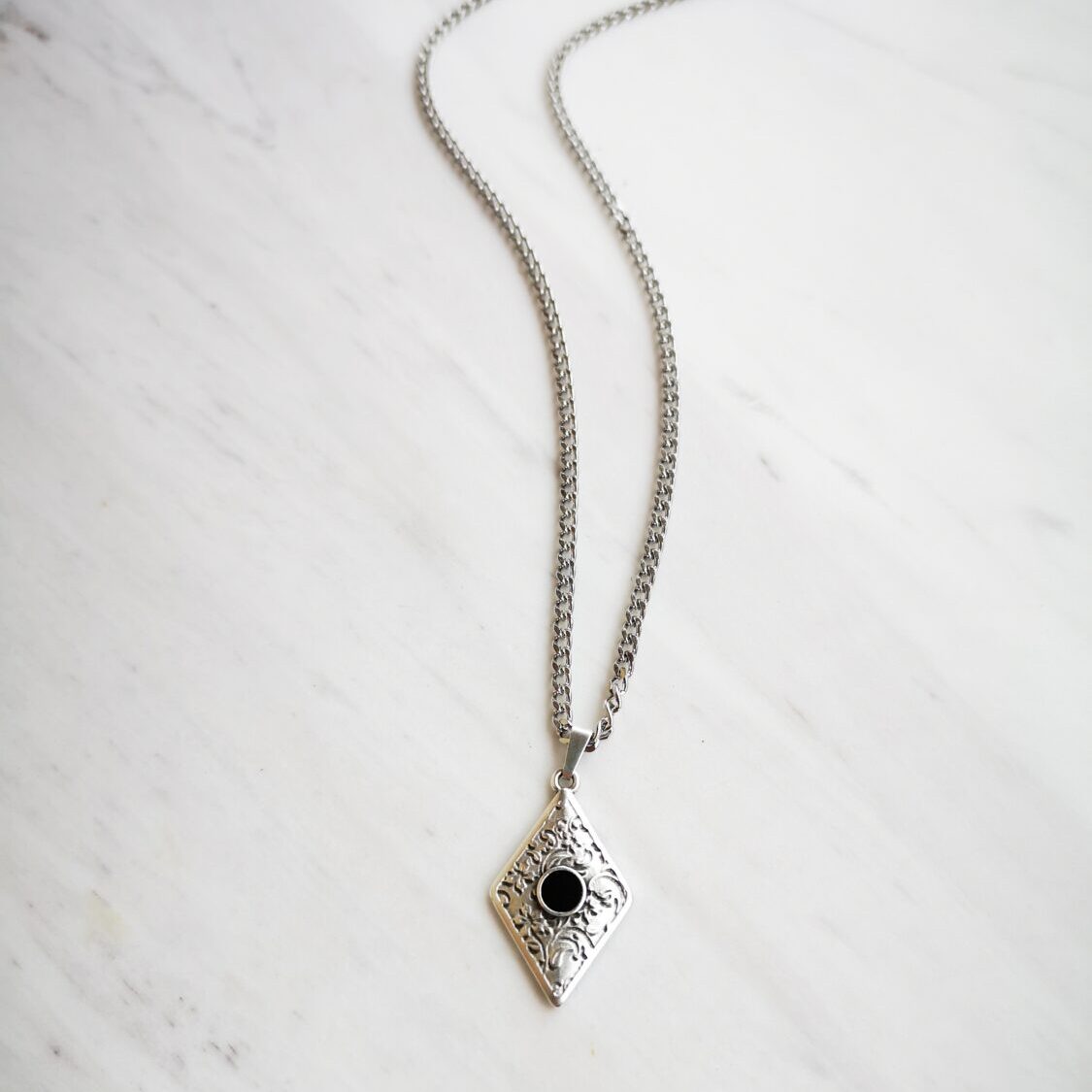 silver brenda necklace