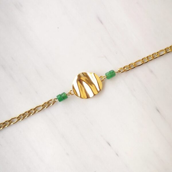 Green round bracelet