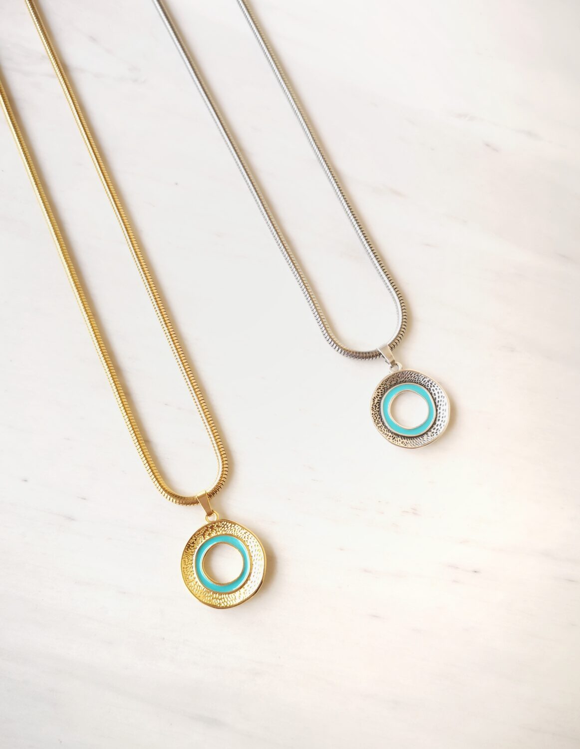 Turquoise round necklace