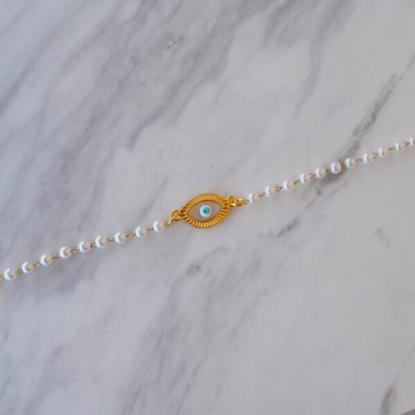 pearl oval eye bracelet