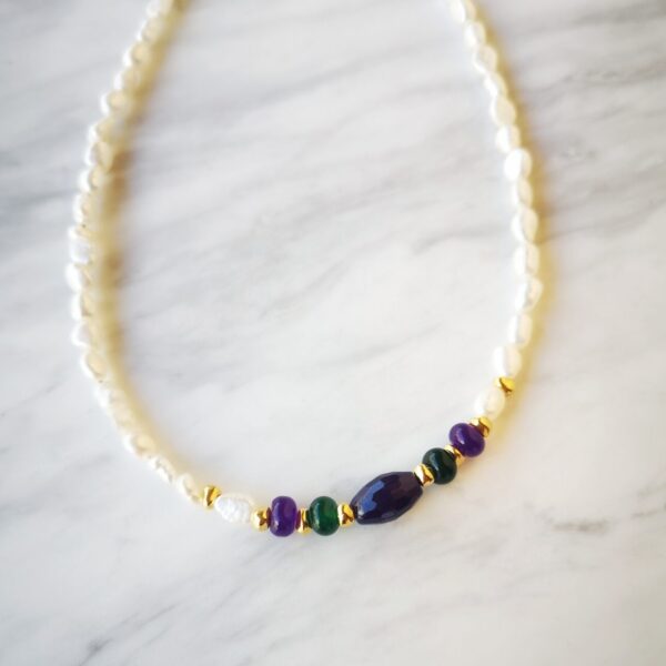 Pearl agate necklace