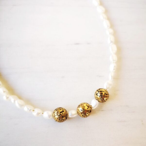 Pearl lava necklace