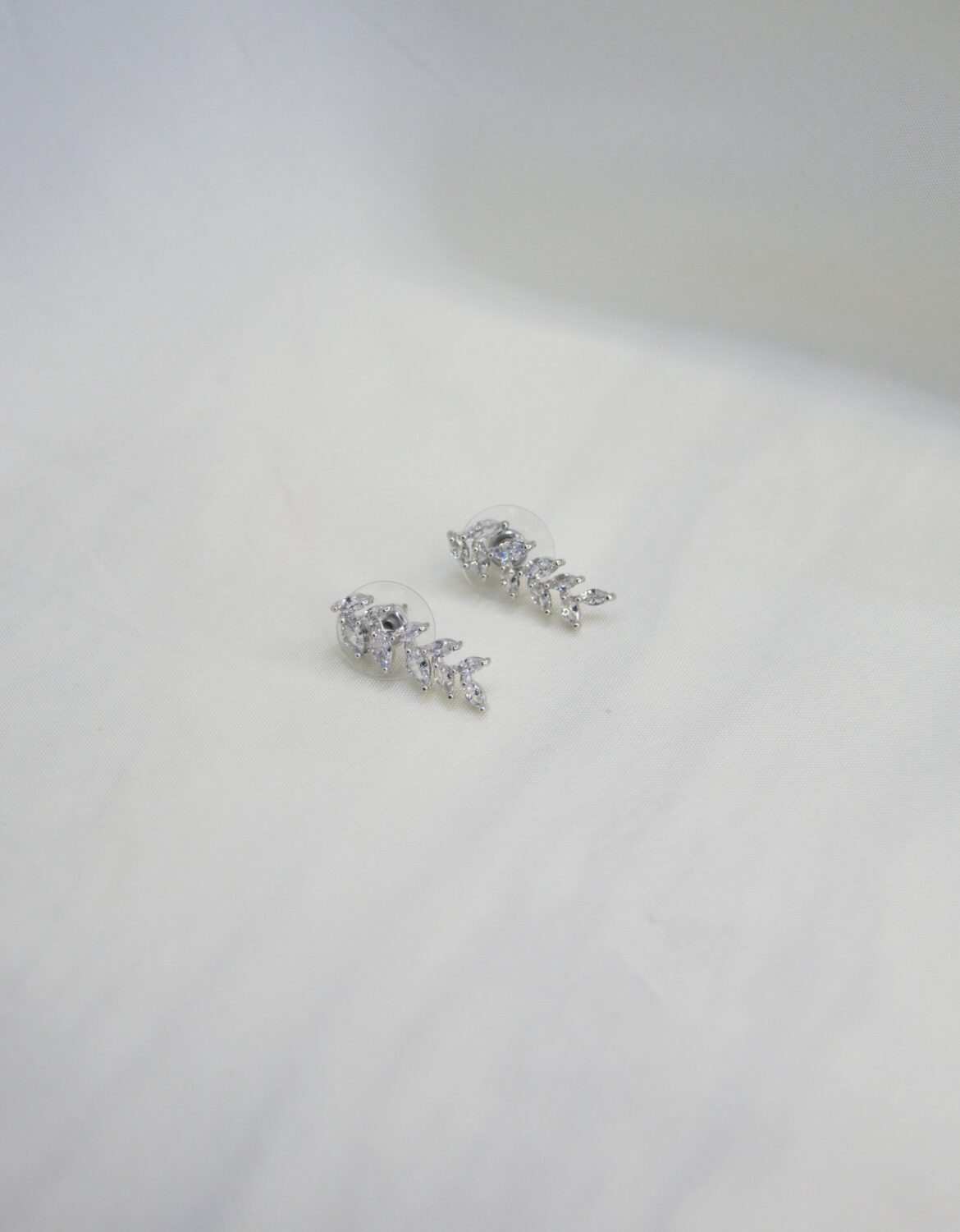 Small Flower Zircon Earrings-silver