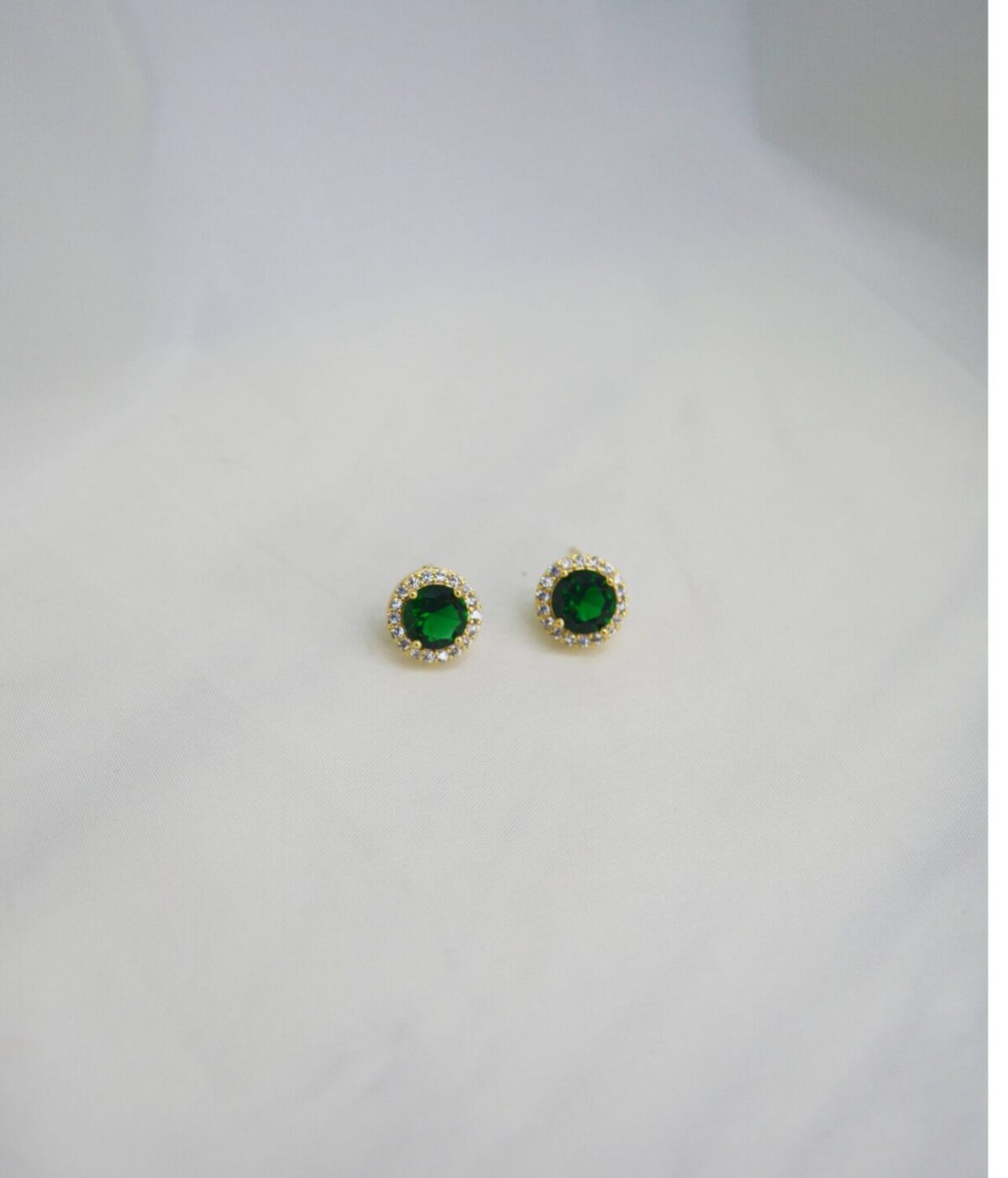 green round zircon earrings