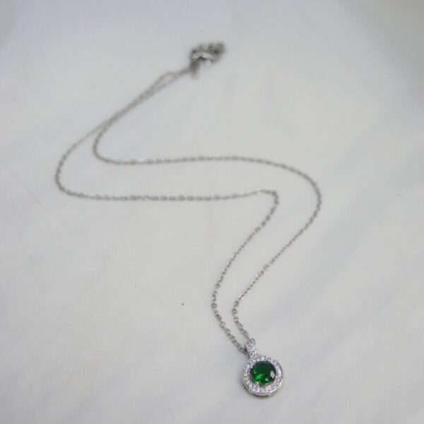 Green Crystal Round Necklace