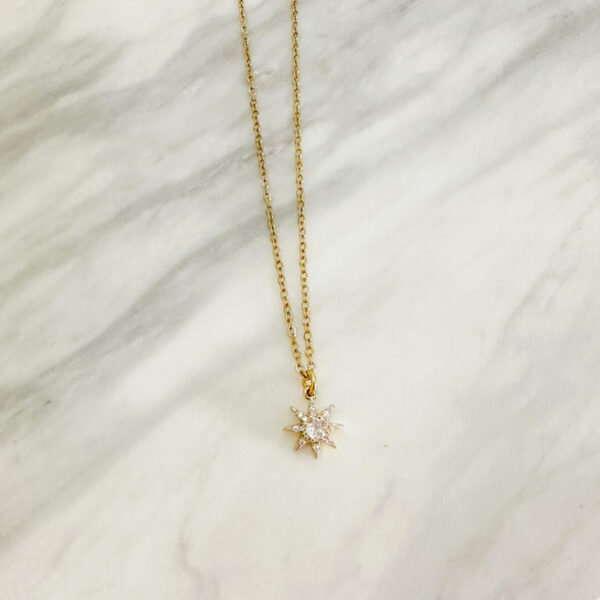 Zircon Star Necklace golden