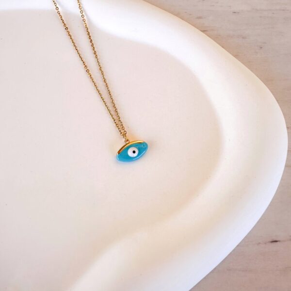 Turquoise Oval Eye Necklace