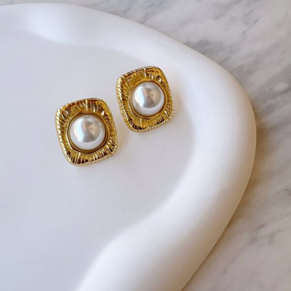 Square Pearl Earrings