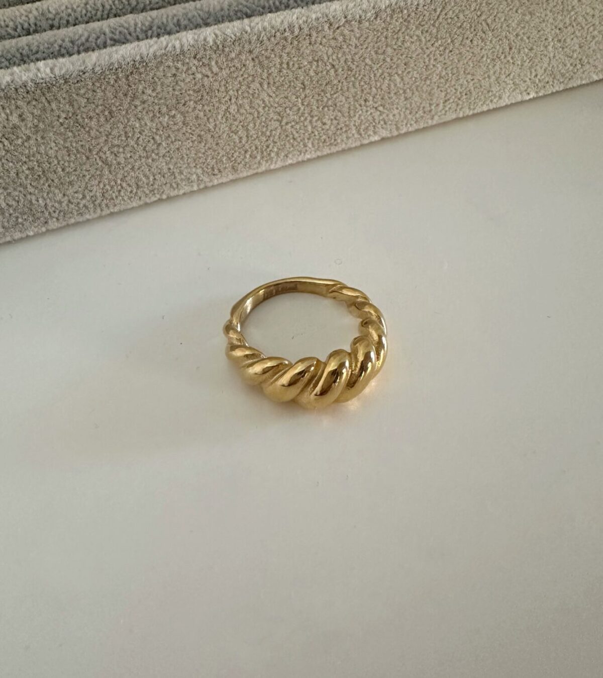 croissant ring