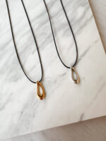 Oval Cord Necklace Golden